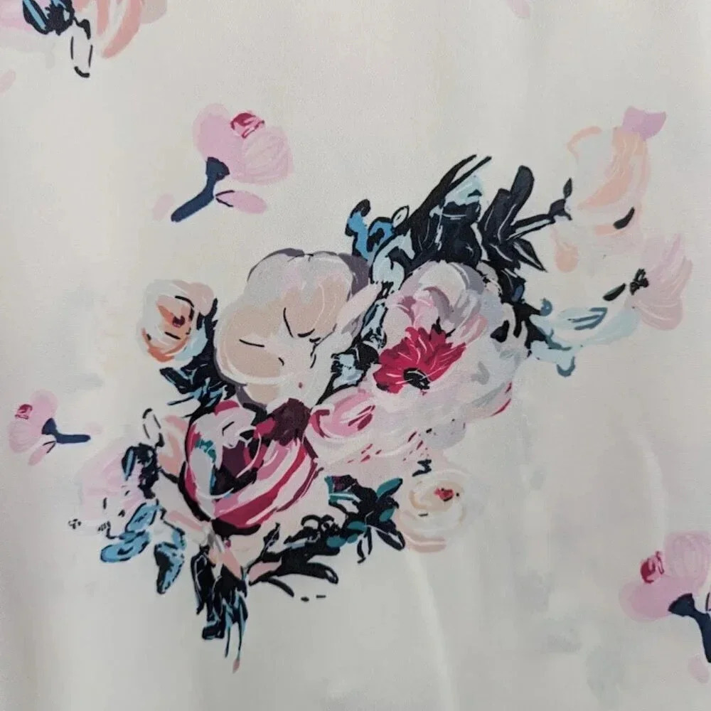 White floral flowy tunic with a knot front, oversized fit Womens size Large T18 - Picture 7 of 10